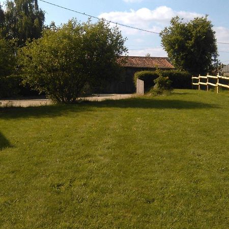 Gite De L'Ivronniere La Ronde  Buitenkant foto